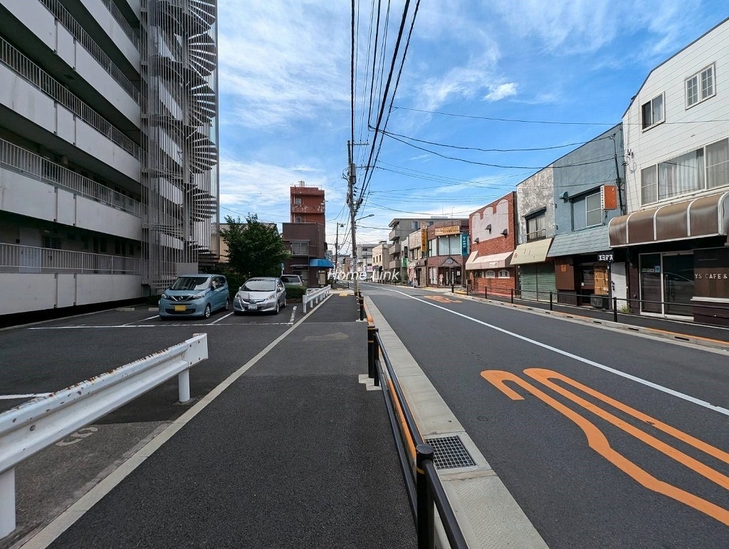 上板橋ハウス　北側 前面道路歩道